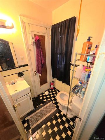 2321 Oakman Boulevard, Detroit, MI 48238