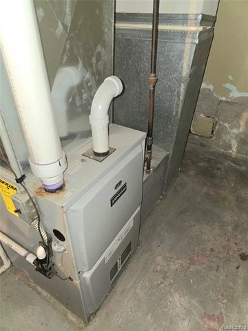 2321 Oakman Boulevard, Detroit, MI 48238