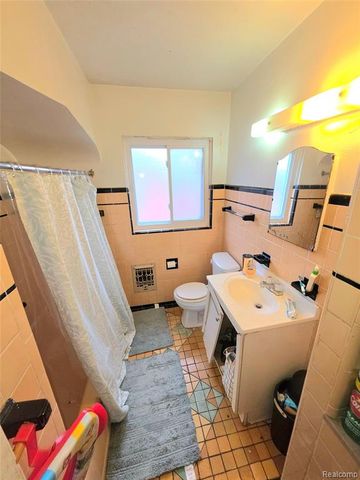 2321 Oakman Boulevard, Detroit, MI 48238