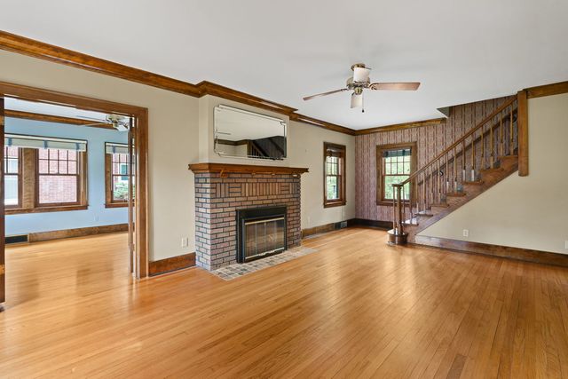 2405 27th Street, Moline, IL 61265