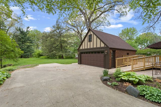 2405 27th Street, Moline, IL 61265