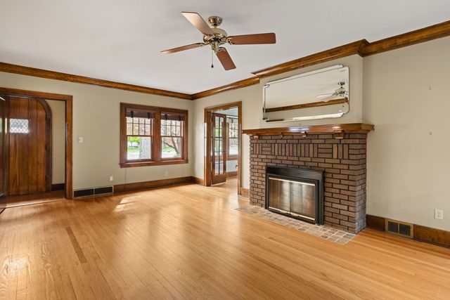 2405 27th Street, Moline, IL 61265