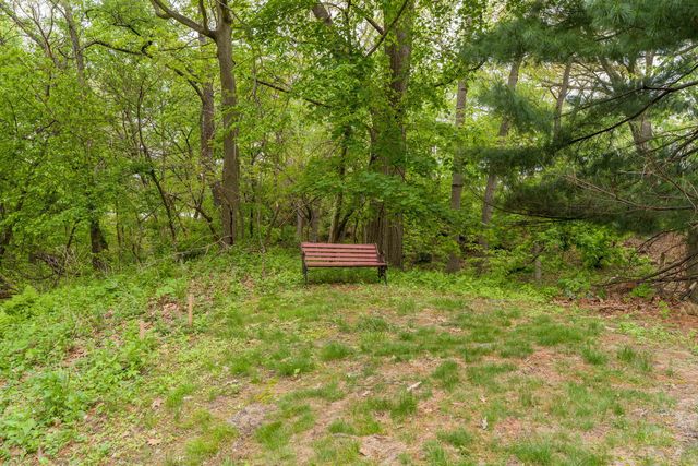 2405 27th Street, Moline, IL 61265