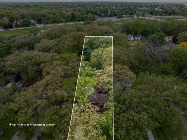 2405 27th Street, Moline, IL 61265