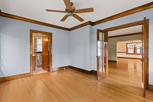2405 27th Street, Moline, IL 61265