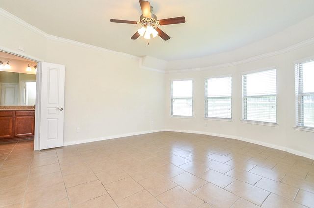 30204 Green Meadows Lane, Brookshire, TX 77423