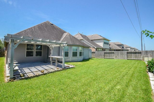 30204 Green Meadows Lane, Brookshire, TX 77423