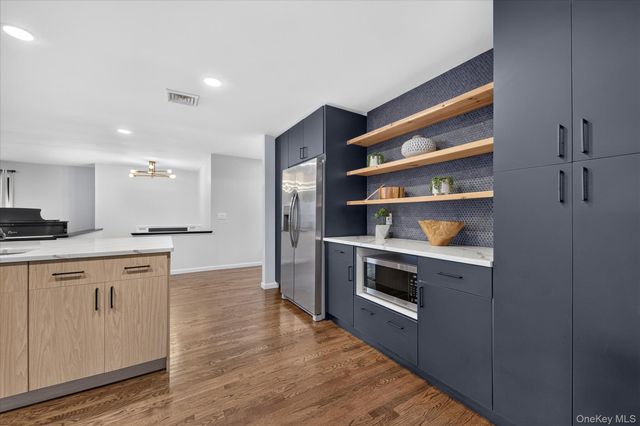 221 Highland Avenue, Marlboro, NY 12542
