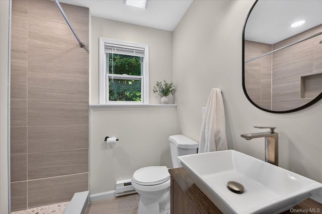 221 Highland Avenue, Marlboro, NY 12542