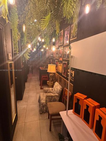 946 Normandy Dr, Miami Beach, FL 33141