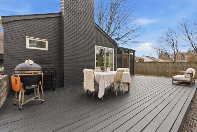 3225 Southlake Dr, Nashville, TN 37211