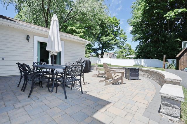 25 Amory Avenue, Pearl River, NY 10965