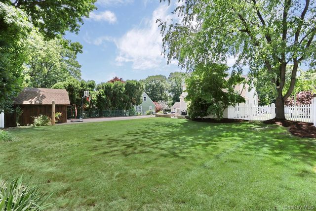 25 Amory Avenue, Pearl River, NY 10965