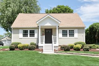 25 Amory Avenue, Pearl River, NY 10965