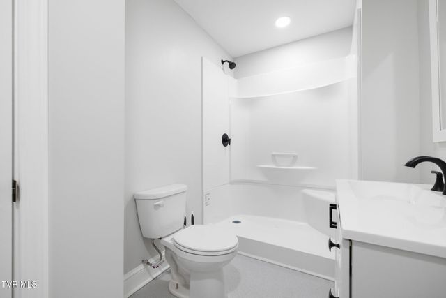 2616 Volunteer Parkway, Bristol, TN 37620