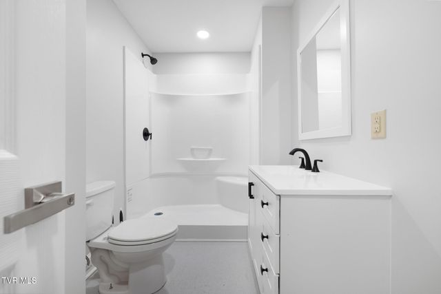 2616 Volunteer Parkway, Bristol, TN 37620