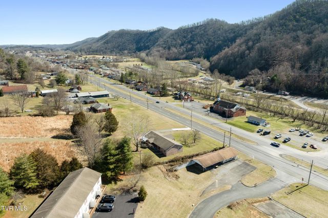 2616 Volunteer Parkway, Bristol, TN 37620