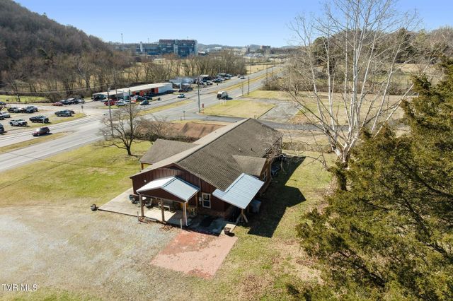 2616 Volunteer Parkway, Bristol, TN 37620