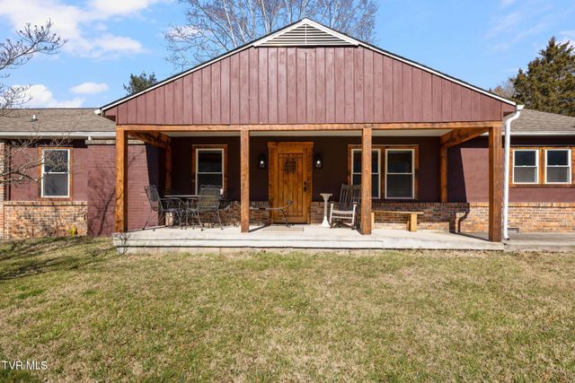 2616 Volunteer Parkway, Bristol, TN 37620