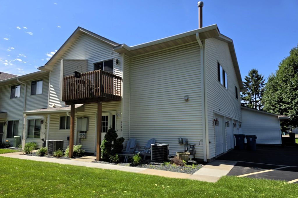4176 White Bear Parkway, White Bear Twp, MN 55110