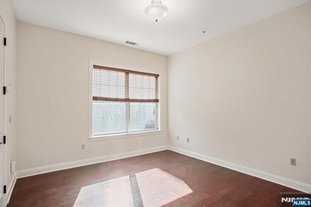 1101 The Plaza, Tenafly, NJ 07670