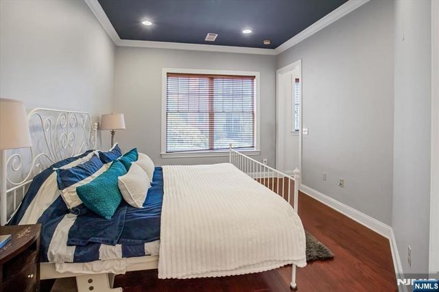1101 The Plaza, Tenafly, NJ 07670