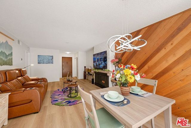 7215 Summertime Lane 215, Culver City, CA 90230