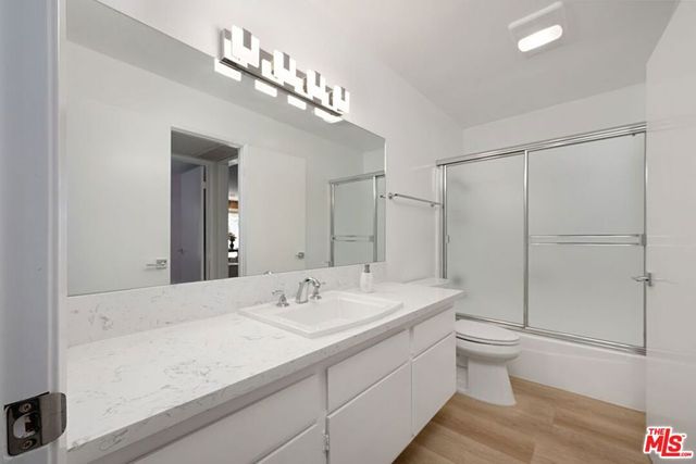 7215 Summertime Lane 215, Culver City, CA 90230