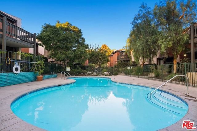 7215 Summertime Lane 215, Culver City, CA 90230