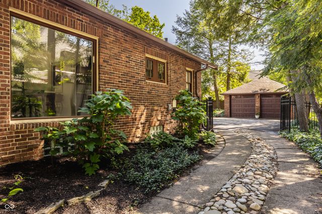 5875 Guilford Avenue, Indianapolis, IN 46220