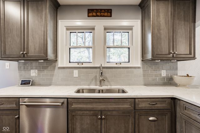 5875 Guilford Avenue, Indianapolis, IN 46220