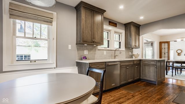 5875 Guilford Avenue, Indianapolis, IN 46220