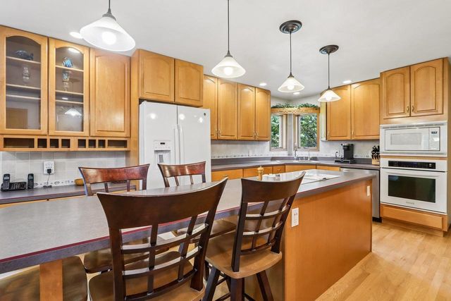6443 Hickory Lane, Waunakee, WI 53597