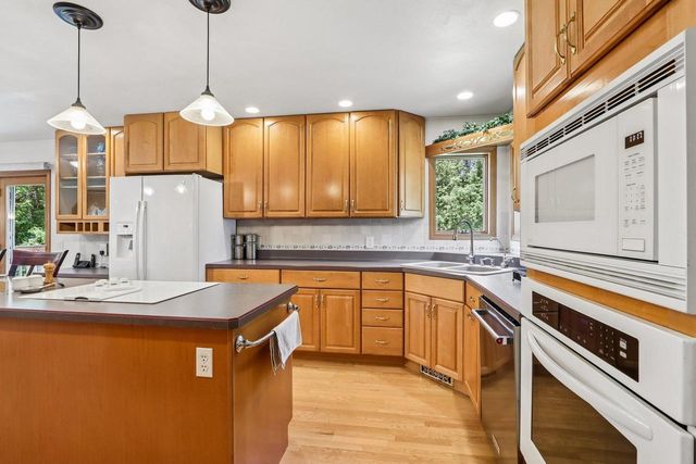 6443 Hickory Lane, Waunakee, WI 53597