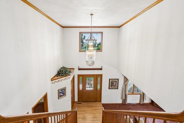 6443 Hickory Lane, Waunakee, WI 53597