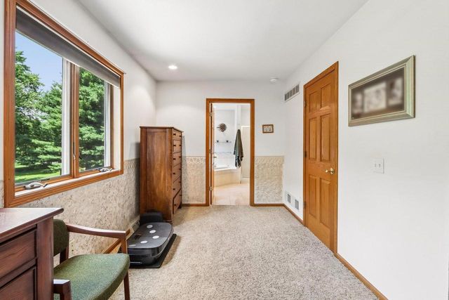 6443 Hickory Lane, Waunakee, WI 53597