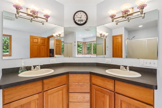 6443 Hickory Lane, Waunakee, WI 53597