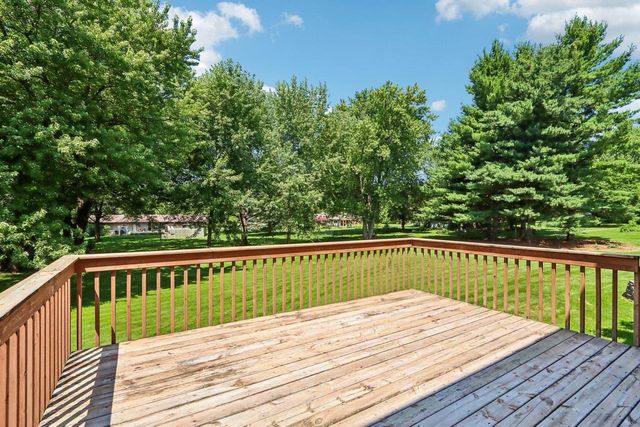 6443 Hickory Lane, Waunakee, WI 53597