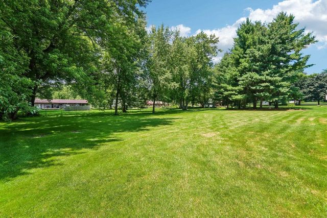 6443 Hickory Lane, Waunakee, WI 53597