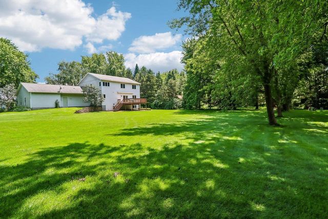 6443 Hickory Lane, Waunakee, WI 53597