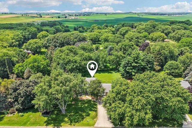 6443 Hickory Lane, Waunakee, WI 53597