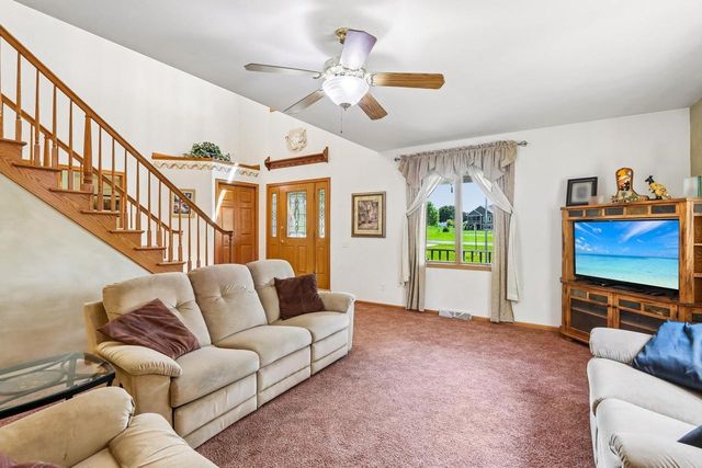 6443 Hickory Lane, Waunakee, WI 53597