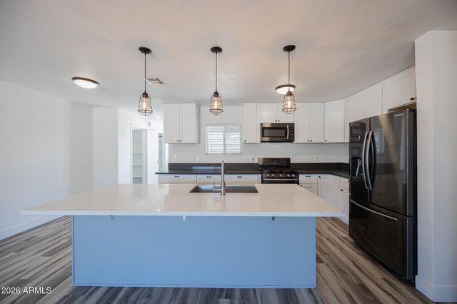 4923 E PALM Lane, Phoenix, AZ 85008