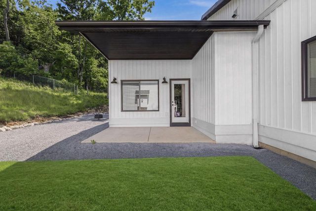 W4437 Basswood DRIVE, Lake Geneva, WI 53147