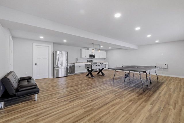 W4437 Basswood DRIVE, Lake Geneva, WI 53147