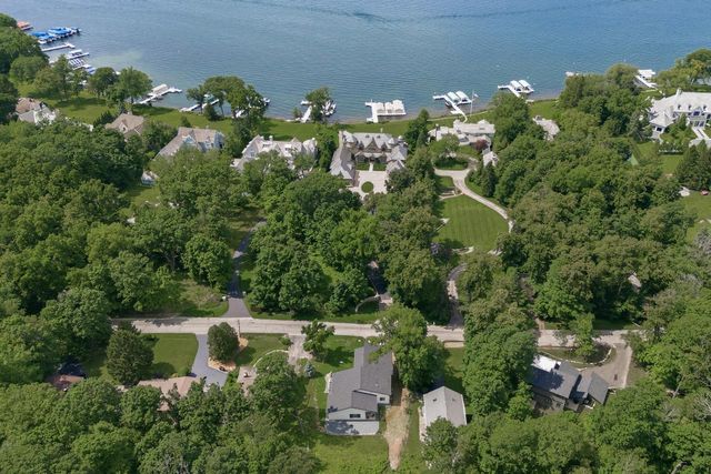 W4437 Basswood DRIVE, Lake Geneva, WI 53147