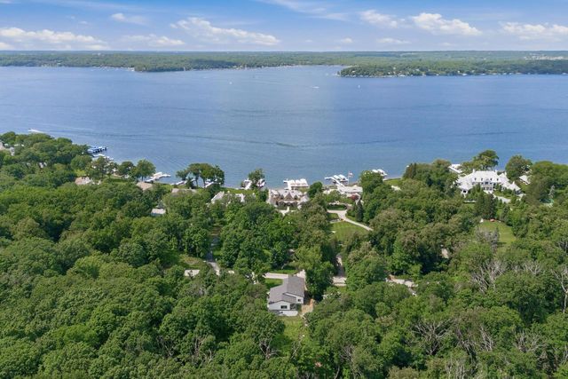 W4437 Basswood DRIVE, Lake Geneva, WI 53147