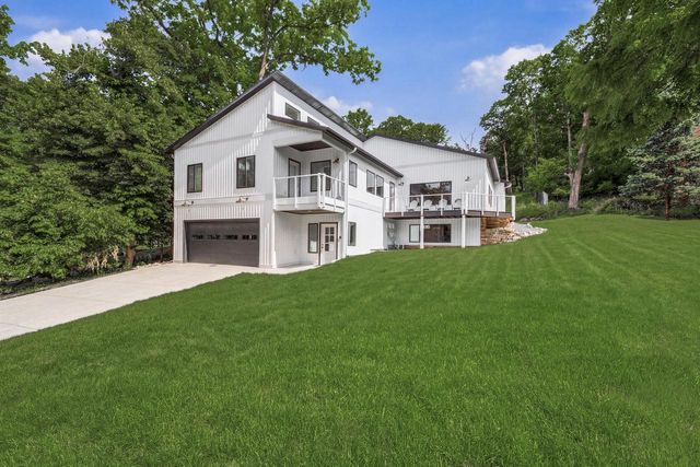 W4437 Basswood DRIVE, Lake Geneva, WI 53147