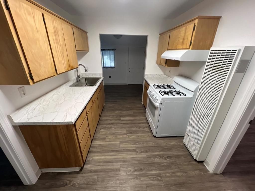 Image 4 of property listing at 212 F Street, Los Banos, CA 93635