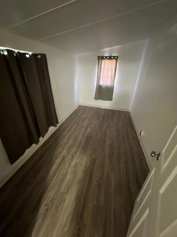 Image 9 of property listing at 212 F Street, Los Banos, CA 93635